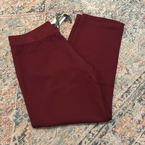 figs womens livingston basic scrub pants in burgundy NWT